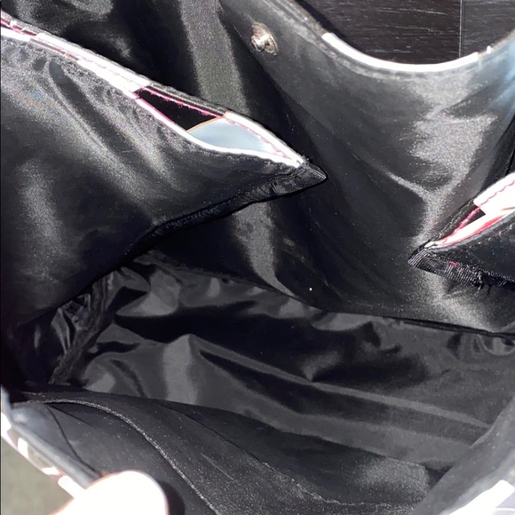 ๐ธ MAKEUP TOTE ๐ธ - Picture 3 of 11